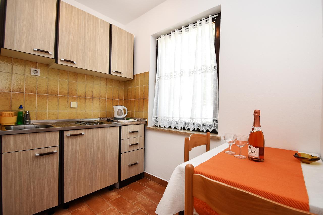 Apartment Sambris No 1 Vrsar Exterior photo